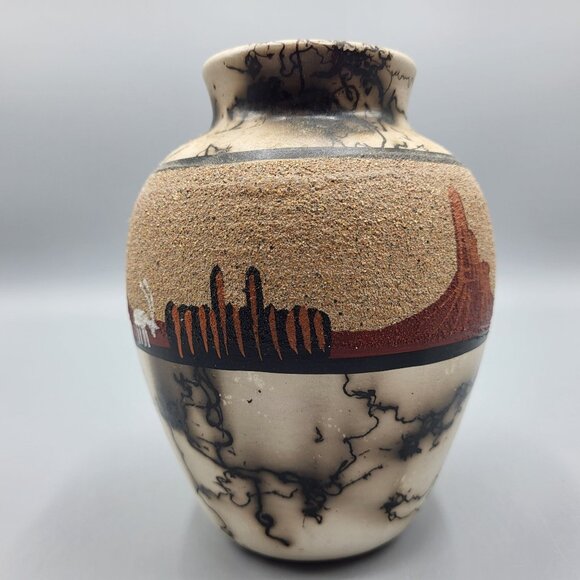 Signed Horse Hair Pottery Handcrafted Native American Vase Desert Scene Animals - Picture 7 of 15